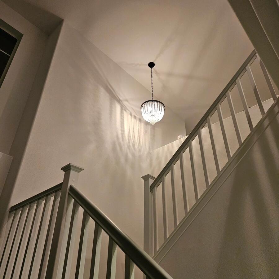 Stairwell pendant light